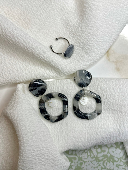 Komplet uhani in prstan